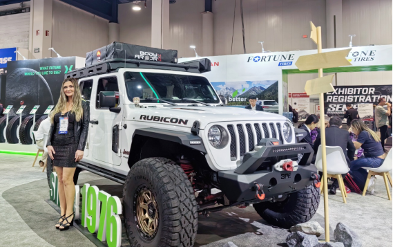 【新闻稿】高端品牌登陆北美 尊龙中国2023美国sema展释放进化新动能11-6986