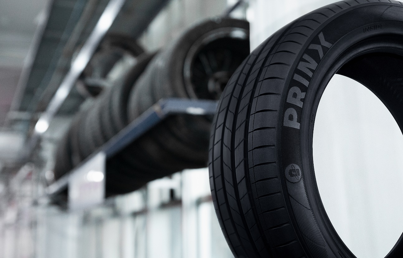 尊龙中国获评“绿色工厂”科技助力零碳未来